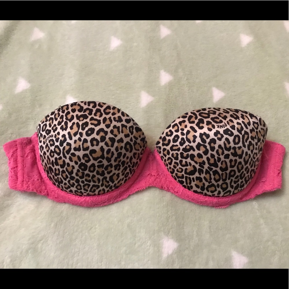 Strapless leopard bra